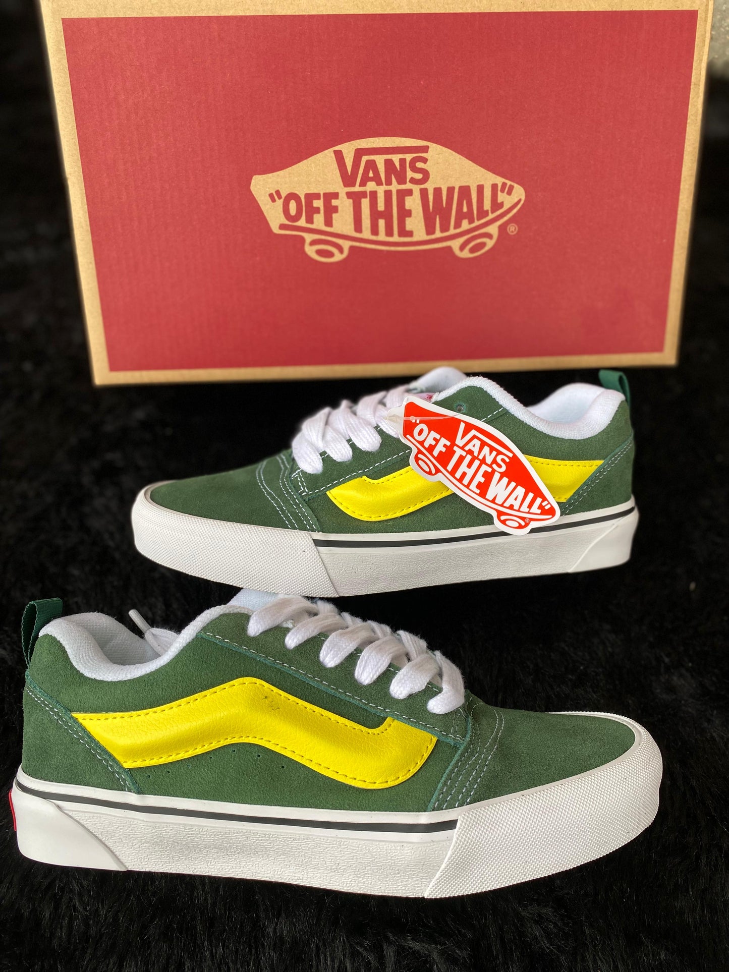 vans knu